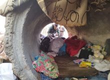زندگی یک خانواده در لوله بتنی در کرج صحت ندارد
