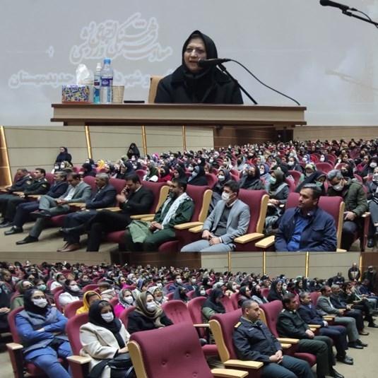 همایش خانواده موفق در شهر مهستان