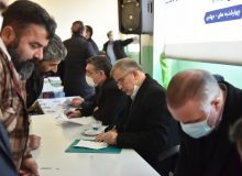 میز خدمت با عنوان چهارشنبه جهادی در شهرک مسکونی پیام ماهدشت برپا شد