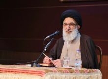 دشمن برای حذف ارزشها مدام طراحی می کند