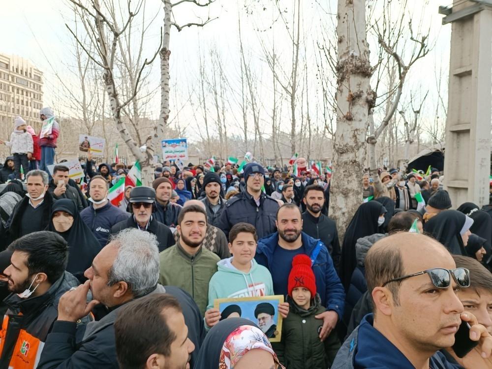 فرهنگیان آمده اند تا به یک تکلیف بزرگ دینی، ملی و انقلابی خود عمل کنند