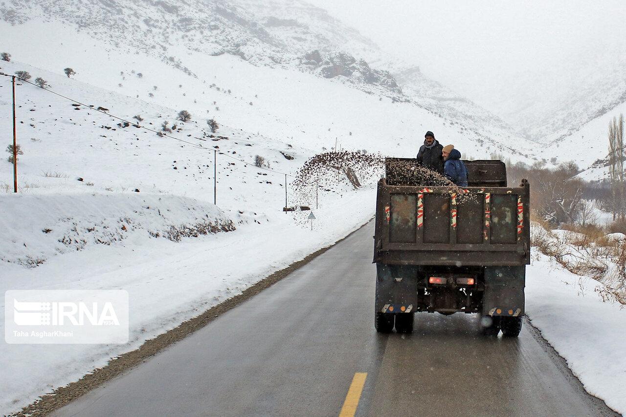 راه های روستایی بخش آسارا کرج بازگشایی شد