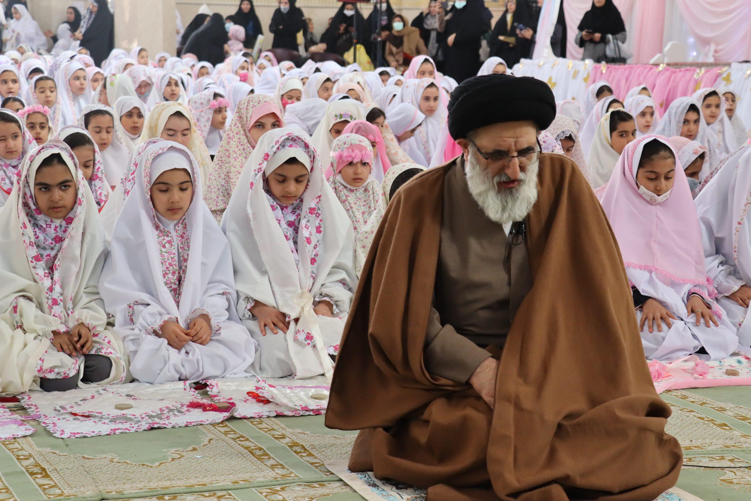 جشن بندگی سه هزار دانش آموز البرزی