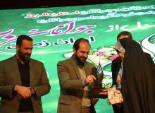 معلم جوان البرزی به عنوان جوان برتر انتخاب شد