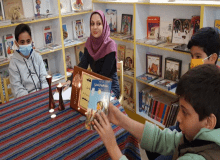نقد کتاب «متشکرم از ته دل» در نشست ادبی مرکز هشتگرد