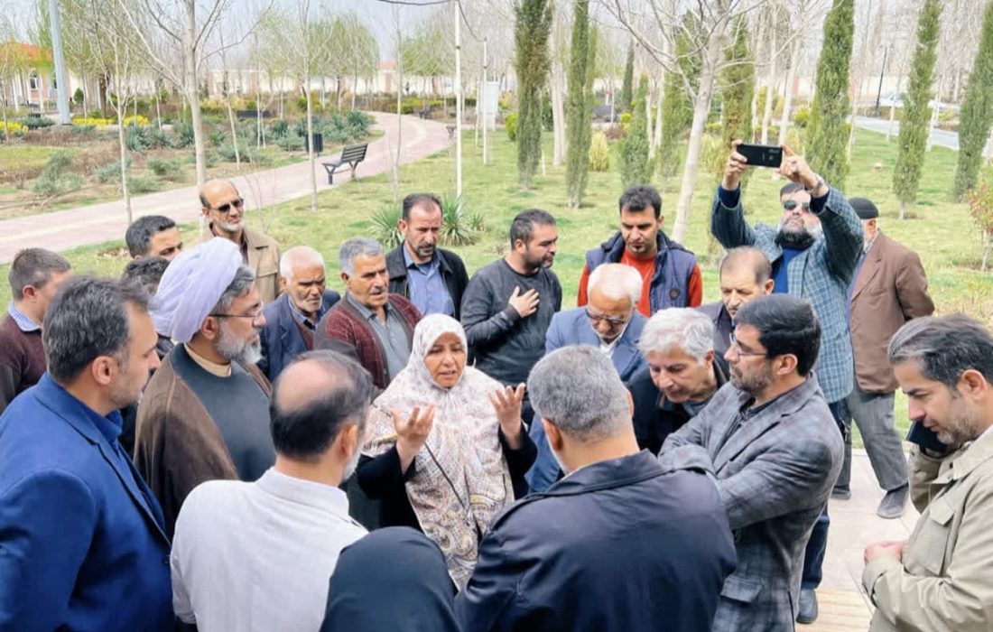 بازدید دو عضو شورا از محله اکبرآباد مهرشهر
