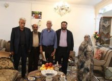 دیدار نوروزی مدیر کل تعاون کار و رفاه اجتماعی استان البرز با خانواده شهیدان رضایی