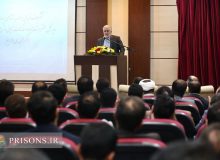 اقدامات فرهنگی، آموزشی و اشتغال‌زایی را توأمان برای اصلاح زندانیان دردست اجرا گذاشته‌ایم