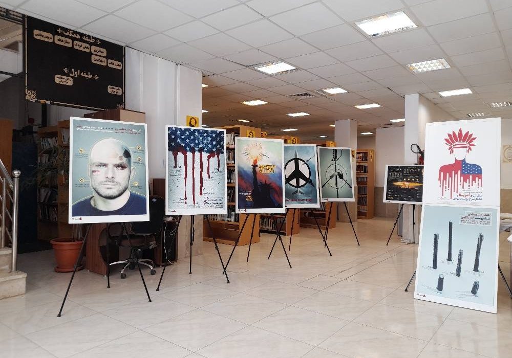 برپایی نمایشگاه عکس و پوستر در کتابخانه مهستان ساوجبلاغ