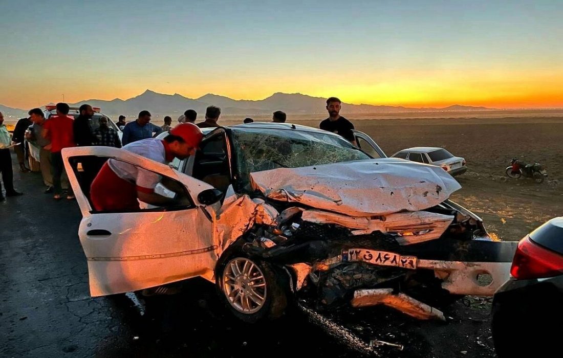 سقوط خودرو در جاده کوهستانی آتشگاه کرج پنج مصدوم داشت