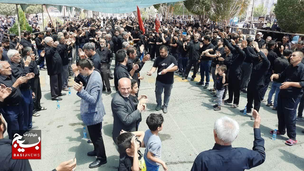 برگزاری مراسم عزاداری شب عاشورا در مسجد جامع رجایی شهر کرج