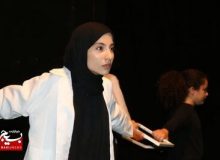 نمایش مادرانه ای برای پدر نمایش دهنده قدردانی از والدین است