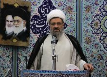 توفیقات خیره‌کننده‌ نظام جمهوری اسلامی به برکت بهره‌مندی از کتاب خدا و عترت است