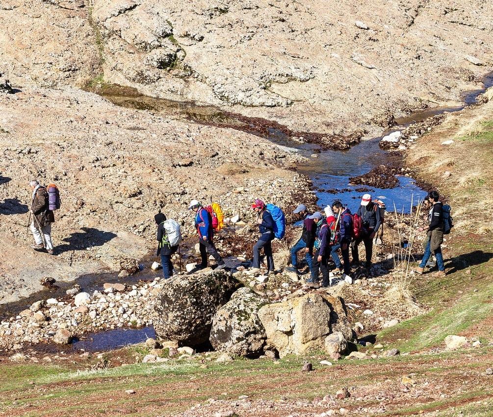 شهروندان از طبیعت‌گردی و کوهنوردی در کوهستان‌های البرز خودداری کنند