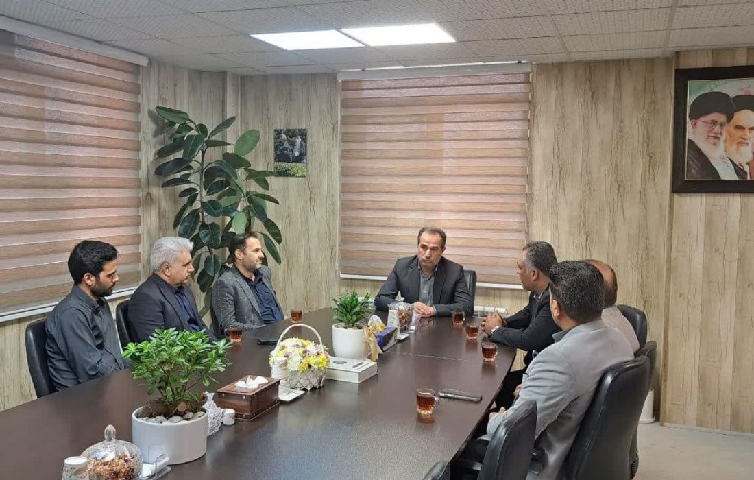 دیدار شورای اسلامی بخش رامجین با فرماندار شهرستان به مناسبت هفته دولت