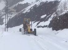 برف راه ارتباطی هشت روستای شهرستان طالقان را مسدود کرد