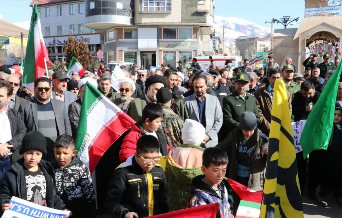 حضور حماسی مردم شهرستان طالقان در راهپیمایی ۲۲ بهمن