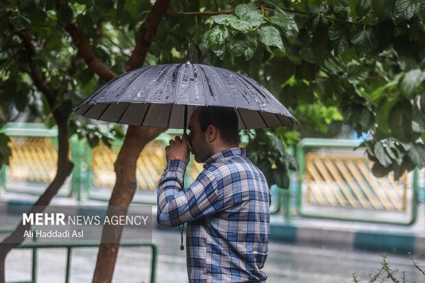 فعالیت سامانه بارشی در البرز تا ظهر دوشنبه