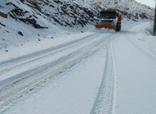 بارش برف و باران در راههای البرز/ رانندگان با احتیاط حرکت کنند