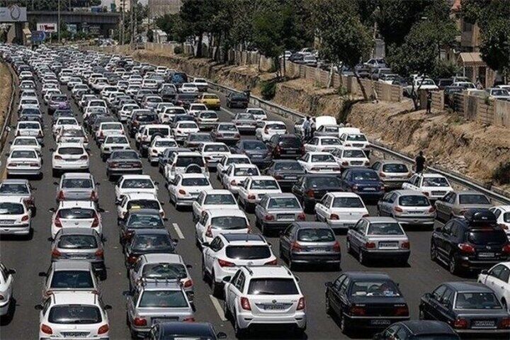 ترافیک سنگین در آزادراه تهران – کرج – قزوین / رانندگان احتیاط کنند