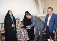 اعضای شورای شهر کرج با خانواده شهید کمالوند دیدار کردند