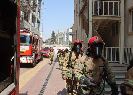 مانور اطفای حریق در بیمارستان قائم کرج برگزار شد