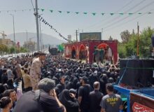 وداع باشکوه؛ پرچم‌ها هنوز ایستاده‌اند