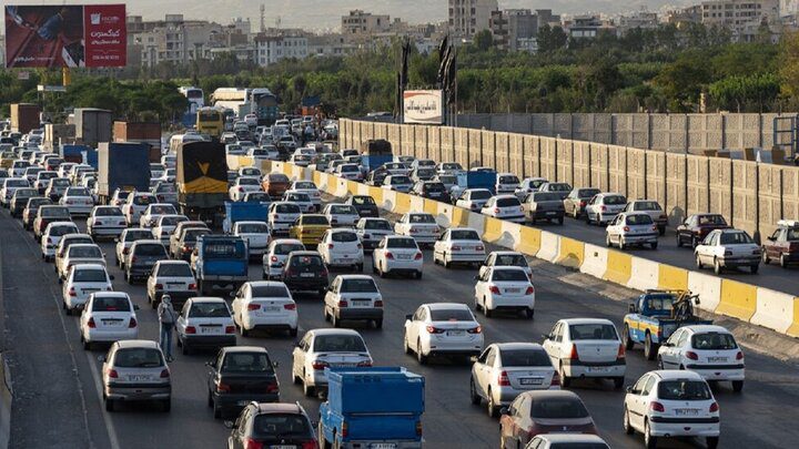 ترافیک سنگین در آزادراه کرج – قزوین