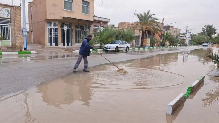 زیرساخت‌ها برای تجمیع آب‌های سطحی در کشور فراهم شود