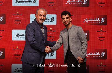 عکس | سند جدید از انتقال جنجالی فخریان به پرسپولیس