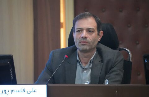 ساماندهی دست‌فروشان نیازمند نگاه انسانی و برنامه‌ریزی شهری است