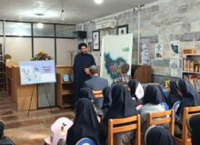 مجموعه اشعار فجر انقلاب در چهارباغ رونمایی شد