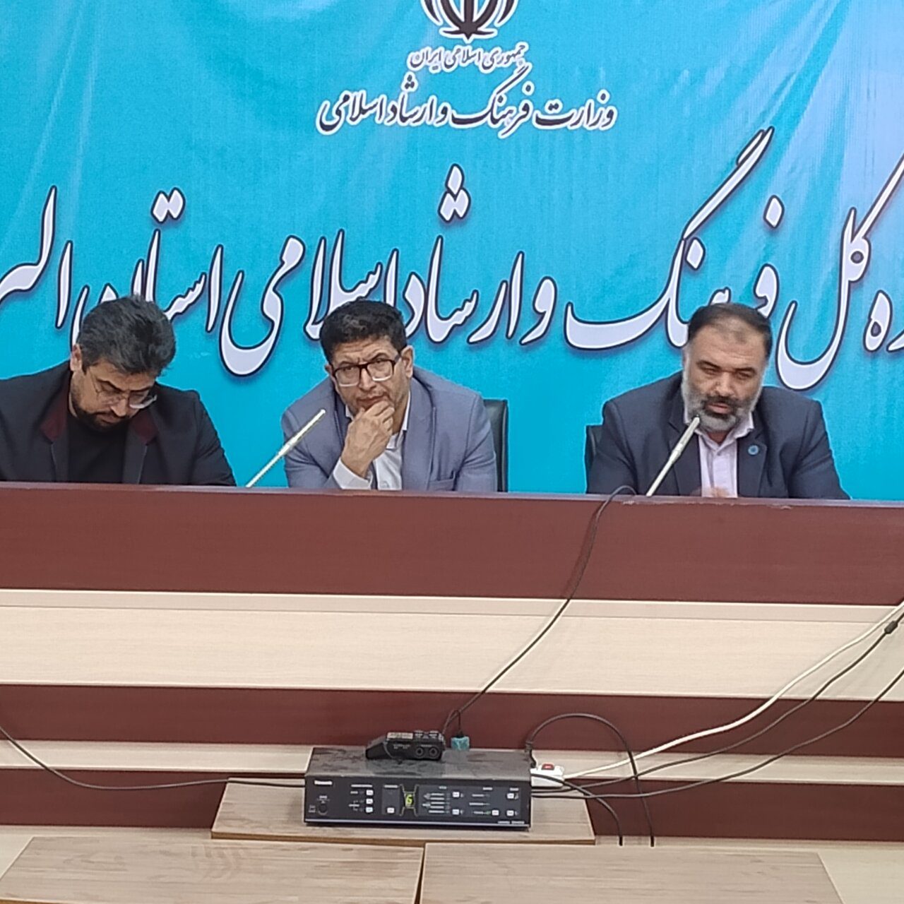 اجرای بیش از ۵۰۰ برنامه فرهنگی در ایام هفته کتاب در کتابخانه‌های عمومی البرز