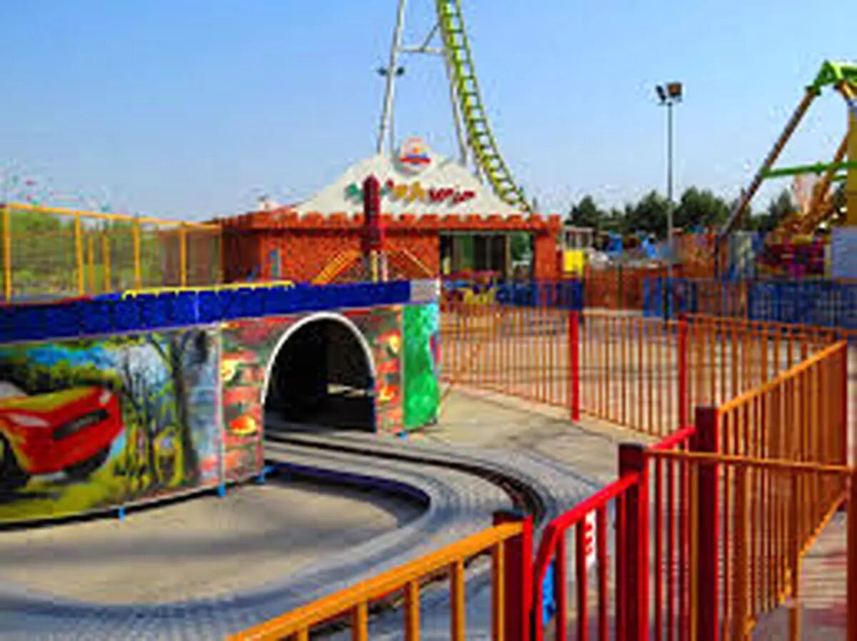 شهرداریها از صدور مجوز برای زمینهای بازی غیر استاندارد خودداری کنند