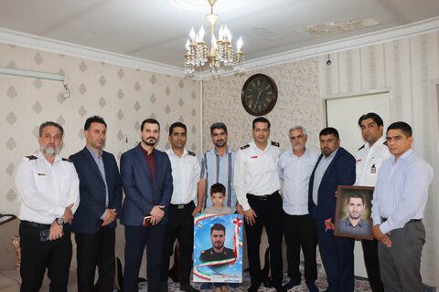 گرامیداشت یاد شهید “پوریا صفایی” توسط سرپرست آتش‌نشانی