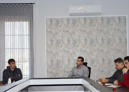 نشست تخصصی سازمان آتش‌نشانی کرج با سازندگان/ارتقای استانداردهای ایمنی در ساخت‌وساز