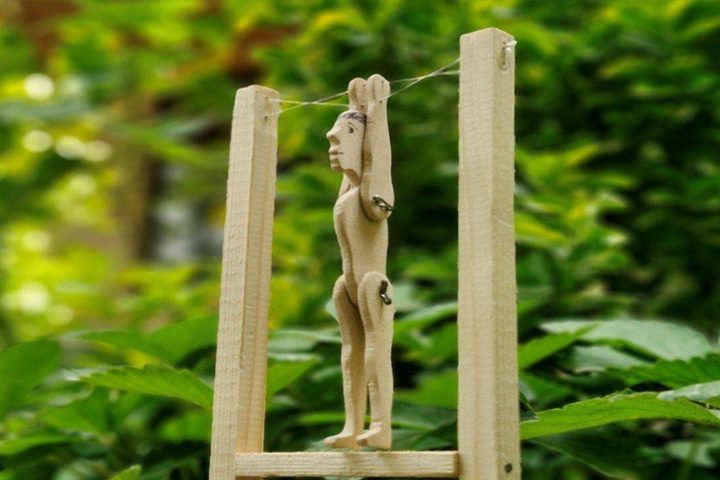 بندبازی روی نخهای تاریخ