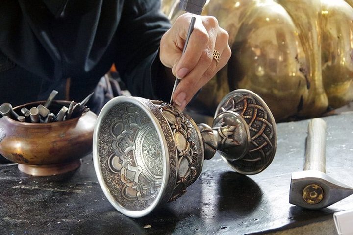 از ورق مس تا اشتغال پایدار؛ روایتی از آموزش و تولید صنایعدستی