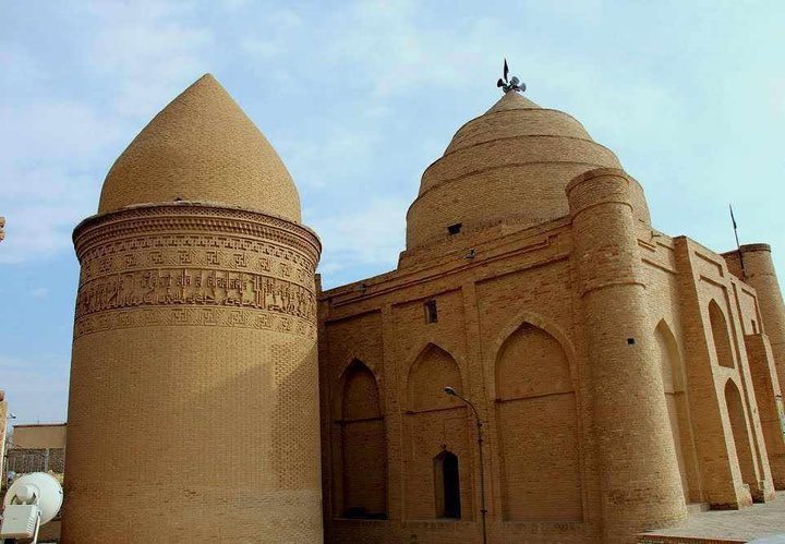 امامزاده سه گنبدان بنایی که سه دوره تاریخی را در یک قاب نشان میدهد