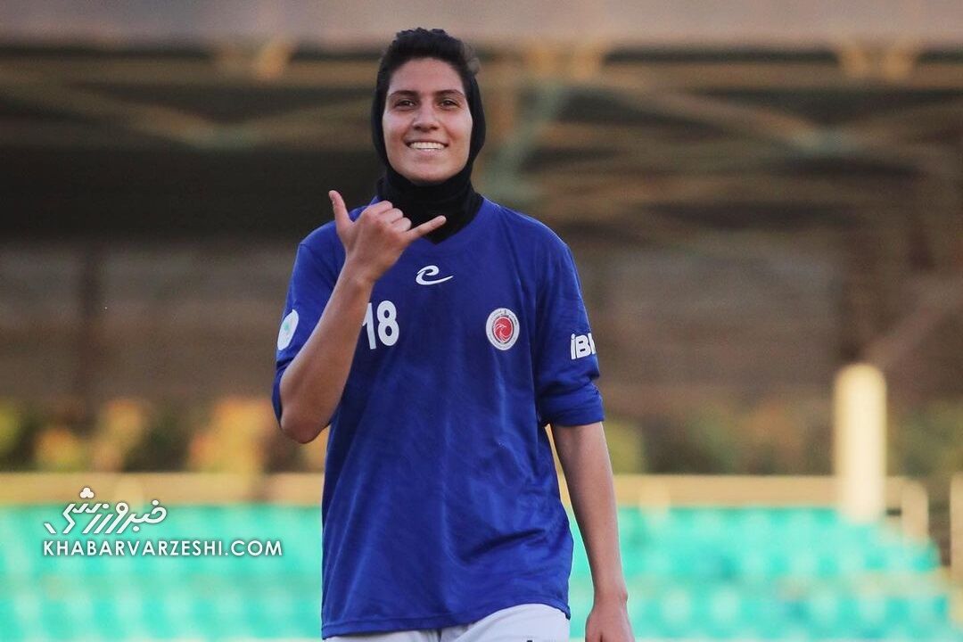 قاب احساسی خاتون بم، یلدایی با یاد ملیکا محمدی +عکس