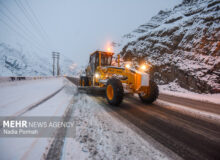 برف روبی ۲۳۰۰ کیلومتر باند از محورهای مواصلاتی استان البرز