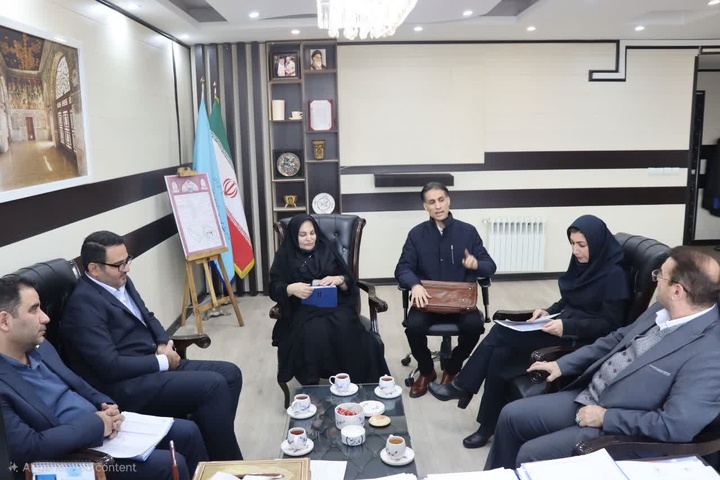 تسهیل در پرداخت تسهیلات تبصره ۱۸، گامی بلند برای حمایت از کارآفرینان صنایعدستی البرز