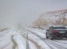 بارش برف در جاده کندوان ؛ الزام همراه داشتن زنجیر چرخ