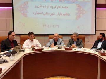فرماندار: با تخلفات صنفی در اشتهارد قاطعانه برخورد میشود