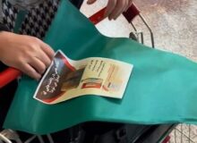 توزیع کیسه‌های پارچه‌ای در اجرای پویش “نه به پلاستیک”