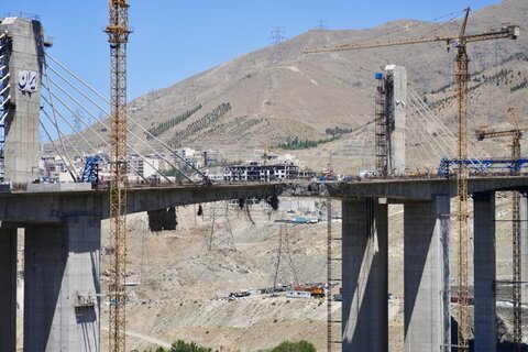 بازدید هیئت رسانهای عراقی از پل زخمی بی۱/ افشای ابعاد جنایت جنگی آمریکا