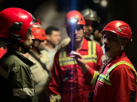 آتشنشانی کرج ۳۸نفر را از حادثه نجات داد