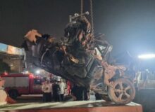 برخورد کامیون حمل ماسه با شش خودرو حادثه‌ساز شد