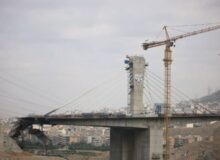 بازدید معاون رئیس‌جمهور از روند آواربرداری و بازسازی پل شهید رئیسی (B۱) در البرز