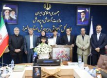 تجلیل استاندار البرز از مدال‌آوران طلایی البرزی در المپیادهای جهانی